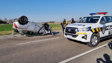Ministro Peña sufrió un espectacular accidente en Ruta 5