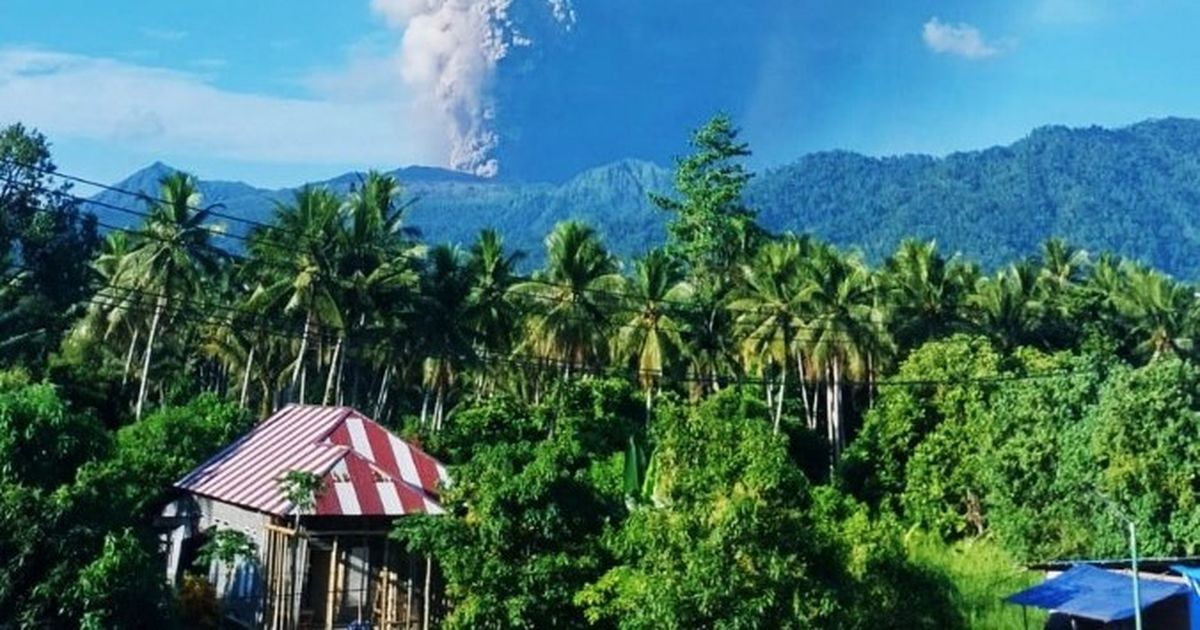 Tres turistas murieron en la erupción de un volcán en Indonesia