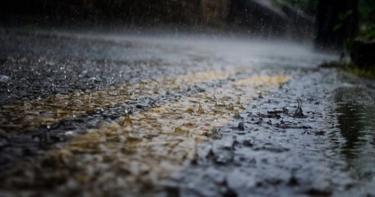 Rige alerta naranja y amarilla por tormentas fuertes