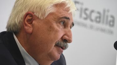 Juan Gómez deja su cargo como fiscal de Corte.