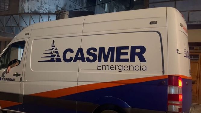 Adolescente estaba preparando milanesas y máquina tiernizadora de carne le atrapó tres dedos