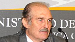 Falleció el economista Carlos Sténeri, uno de los principales negociadores de la salida a la crisis de 2002