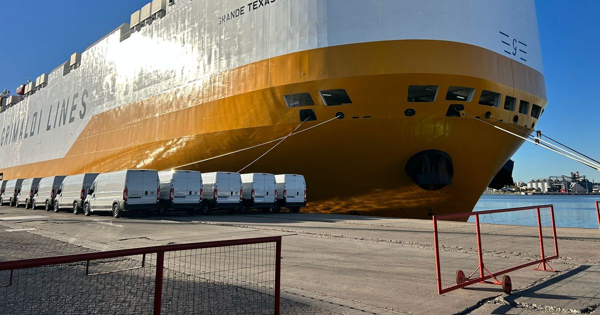 Puerto de Montevideo: buque de 200 metros desde China marca inicio de nueva conexión marítima