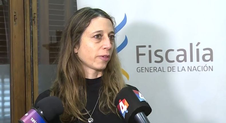 Fiscal dijo que policía no aceptaba el fin de la relación y mantenía "actividad de control" sobre su expareja