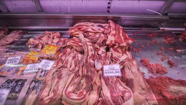Trabajadores de los frigoríficos aseguran que no faltará carne a fin de año
