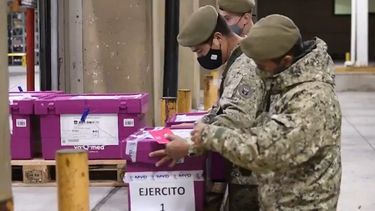 Realizaron un nuevo operativo de distribución de vacunas de Pfizer