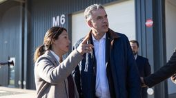 Yamandú Orsi habló de ausentismo alarmante en la educación y que se continuará política de asignaciones