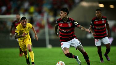 Flamengo ya está en Montevideo y espera por su partido ante Peñarol.