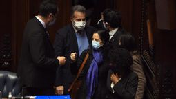 Siga en vivo la interpelación a Salinas y Arbeleche en el Parlamento