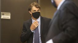 Personas que cancelaron dosis de AstraZeneca irán al fondo de la cola