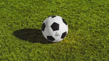 Futbolista es detenido en Brasil tras noquear a árbitro