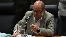 Presidente de ASSE en el Parlamento. 