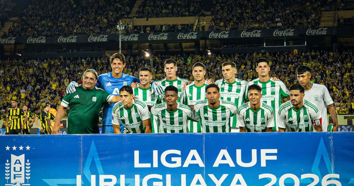 Tras la derrota de Peñarol ante Wanderers, Racing se consagró campeón del Torneo Apertura