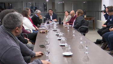 Gobierno presentó propuesta para destrabar conflicto en el sector pesquero y volverán a reunirse el lunes