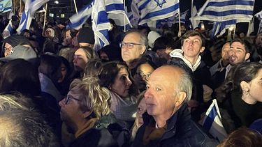El presidente Luis Lacalle Pou y varias autoridades del gobierno participaron del acto convocado por la colectividad judía en rechazo al ataque de Hamás.