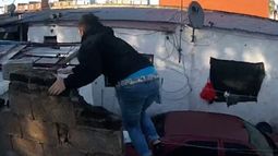 Así capturó la Policía a un ladrón que escapa por los techos