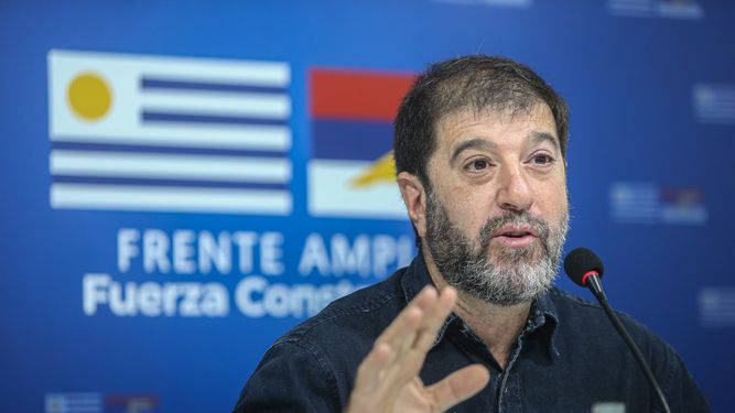 El presidente del Frente Amplio, Fernando Pereira.