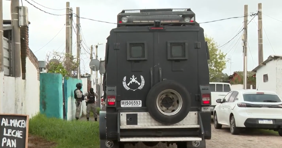 Allanamientos en Flor de Maroñas: tres detenidos en operativos por homicidios y rapiñas