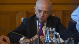 Javier García dijo que la rescisión con Cardama busca destruir lo que venga del gobierno de Lacalle Pou