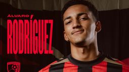 El uruguayo Álvaro Rodríguez pasará del Elche al Bournemouth por 25 millones de euros
