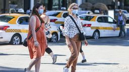 Casos activos de COVID-19 aumentaron un 50% en la última semana en Uruguay.