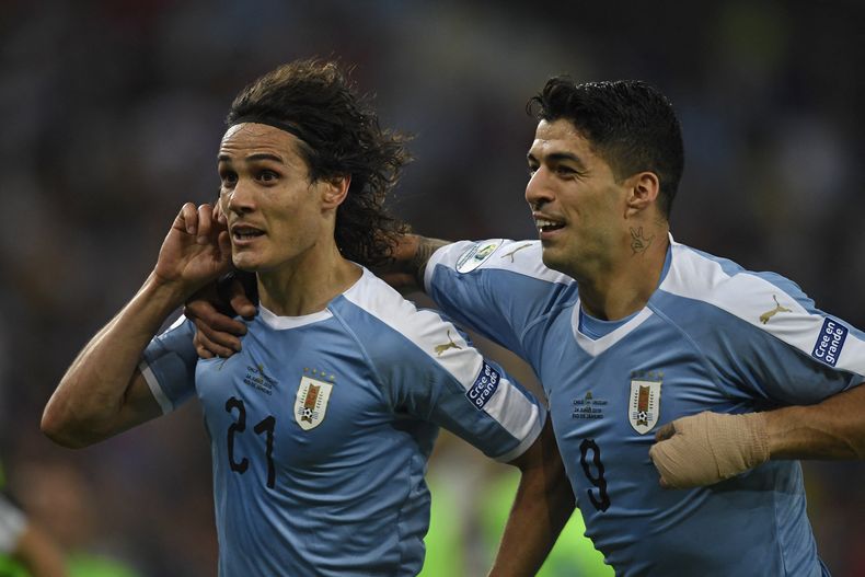 Edinson Cavani y Luis Suárez.