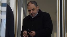 Extendieron medidas cautelares a Charles Carrera en la causa que investiga el mal uso del Hospital Policial