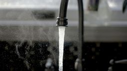 Rotura de caño afecta el suministro de agua de Palermo y Parque Rodó