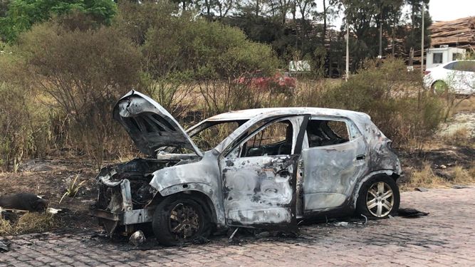 Homicidio en Verdisol: encontraron cuerpo calcinado dentro de un auto prendido fuego