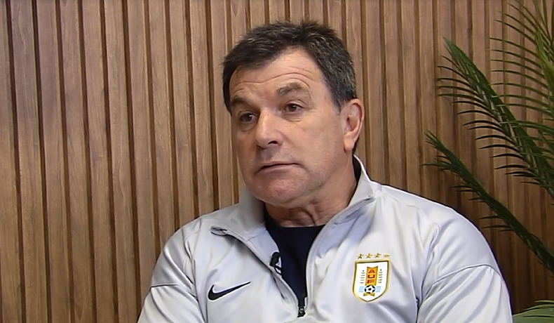 Jorge Giordano dijo que no coincide "para nada" con Bielsa: "Dejó mucho para el fútbol uruguayo"