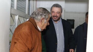 reacciones del frente amplio a la enfermedad de mujica: ¡fuerza, pepe!