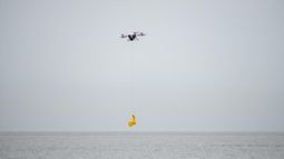Se probó por primera vez en América un dron salvavidas para rescates en Montevideo