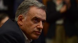 Con ministerio o sin ministerio, el tema cárceles hay que resolverlo, afirmó el presidente