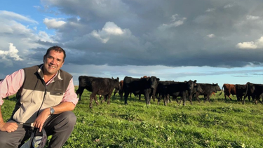 Senador Sebastián Da Silva.