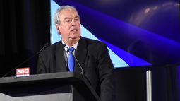 El ministro del Interior, Luis Alberto Heber, en el almuerzo de ADM.