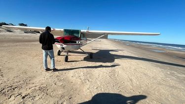 No voy a poder alcanzar el aeropuerto: así fue la comunicación del milagroso aterrizaje de emergencia en Solymar