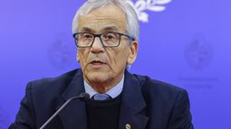 Juan Castillo aseguró que los directores de la Caja de Profesionales no renunciaron a instancias del MTSS