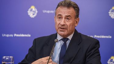 Salinas defendió campaña del MSP por prevención del suicidio