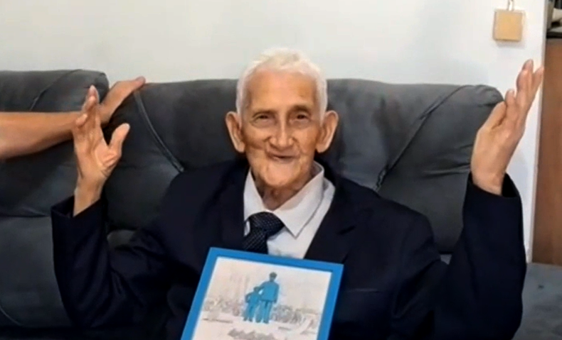 Un expolicía de Rivera cumplió 100 años y recibió una visita inesperada