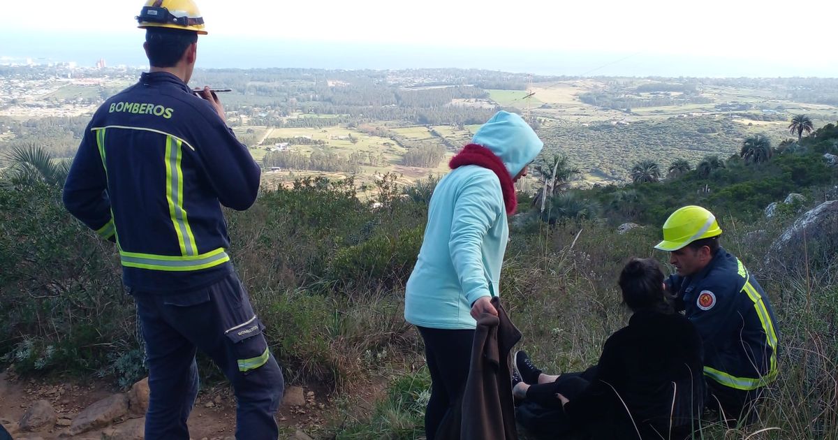 Bomberos rescató a una mujer en el cerro Pan de Azúcar