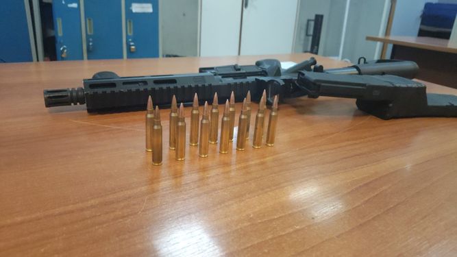 Libertad asistida por ocho meses para el adolescente detenido en Colón con un fusil AR-15