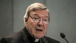 Hombre de confianza del Papa fue imputado por presunta pederastia