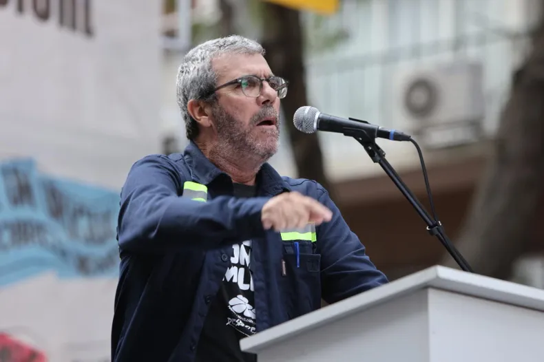 Vicepresidente del PIT-CNT dijo que "sería un bochorno" que resultados de diálogo social no se vuelvan leyes