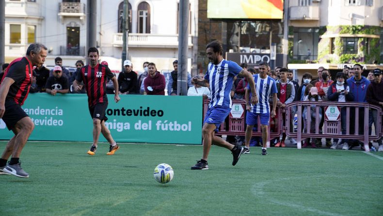 Así fue el partido de las estrellas donde participaron varios exfutbolistas