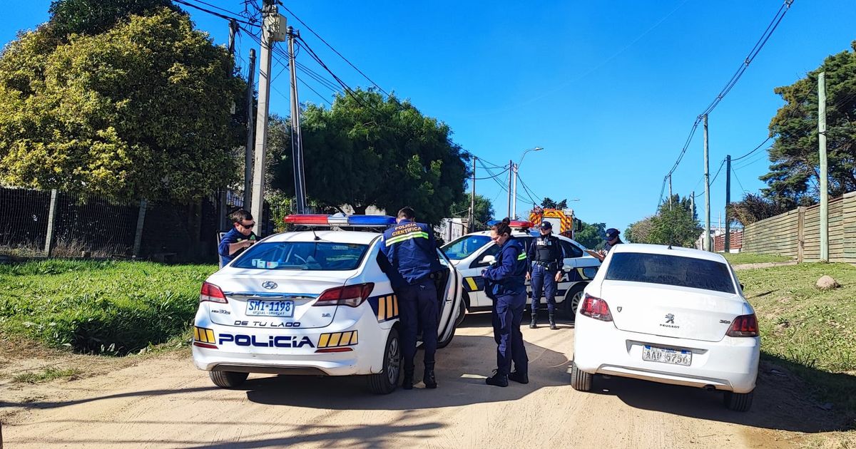 Homicidio en Barros Blancos: un hombre fue asesinado y su cuerpo fue prendido fuego