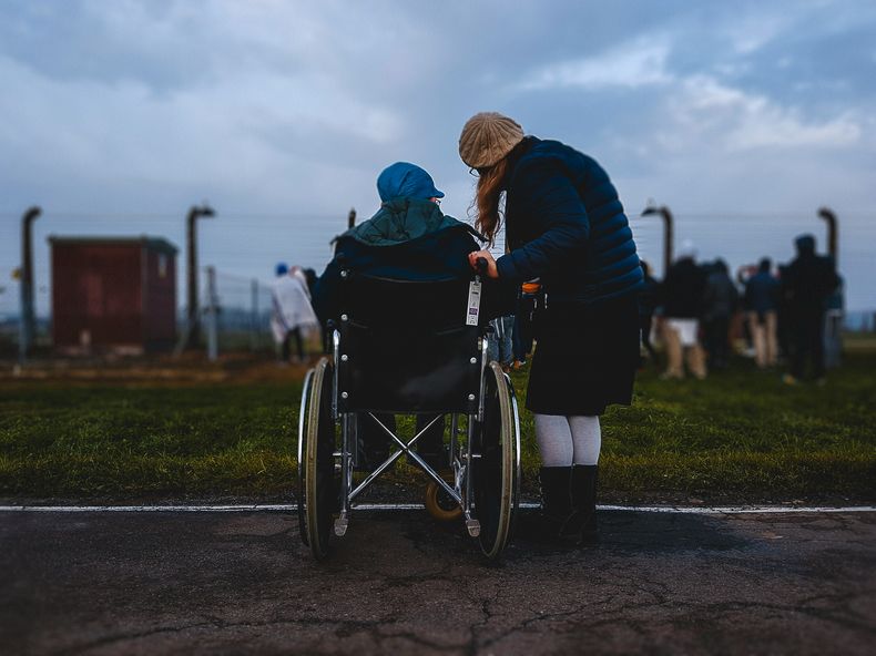 Batalla por la inclusión: personas con discapacidad enfrentan el desafío de las calles en Uruguay