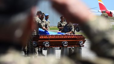 Tras las llegada de sus restos, se realizó un homenaje a soldado fallecido en Congo que encabezó Lacalle Pou