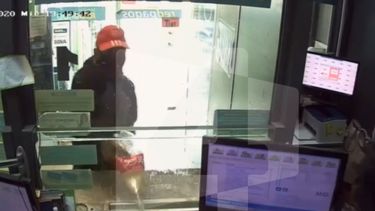 Delincuente arrojó nafta a una trabajadora de Redpagos