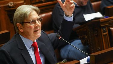 Diputado colorado cuestionó pintada sobre Jorge Larrañaga