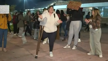 estudiantes del liceo 39 se movilizan reclamando mas seguridad: companeros ya no vienen a clases por miedo